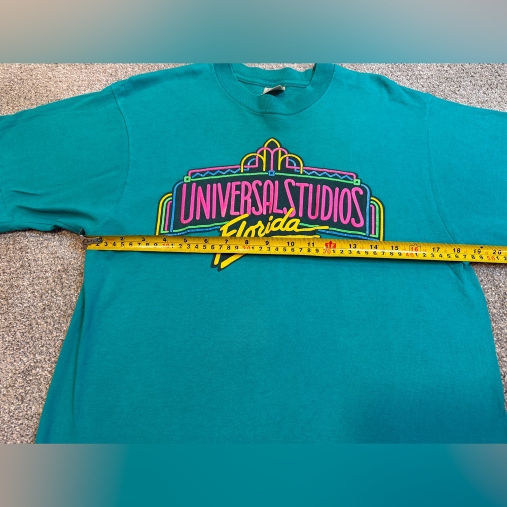 🎢 Vintage Universal Studios Florida Graphic Tee – 90s Neon Logo - Picture 6 of 7